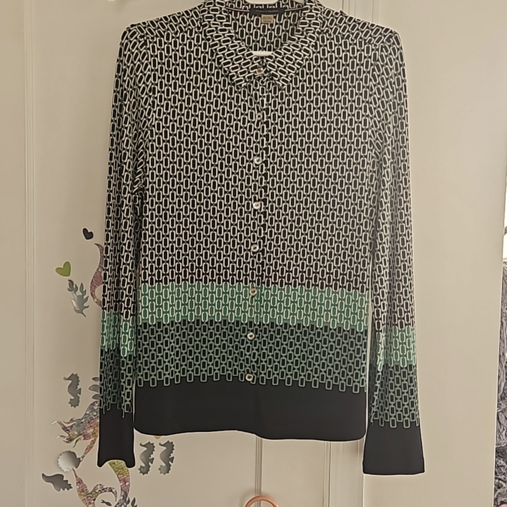 Tommy Hilfiger womens button down shirt Med